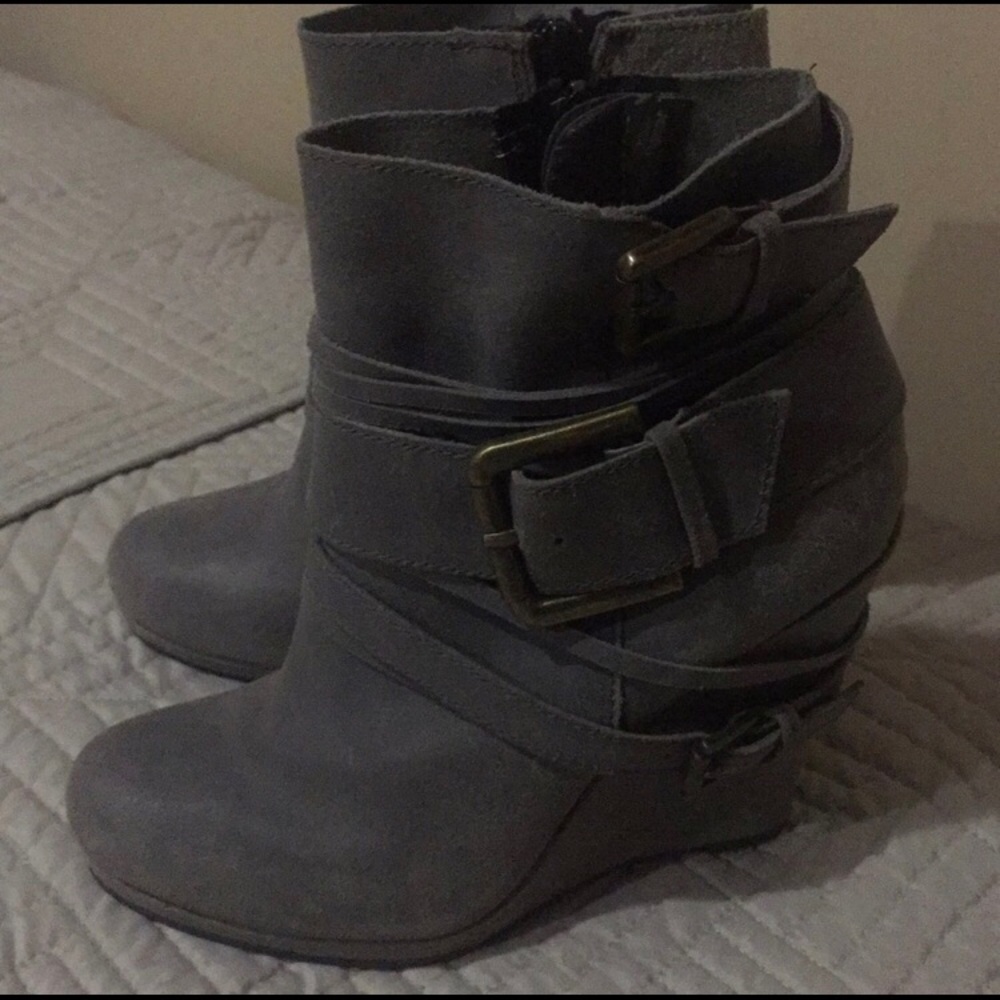 Grey wedge booties